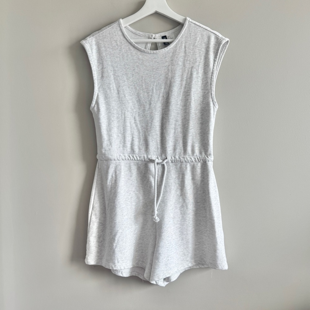 H&M Light Gray Sleeveless Romper